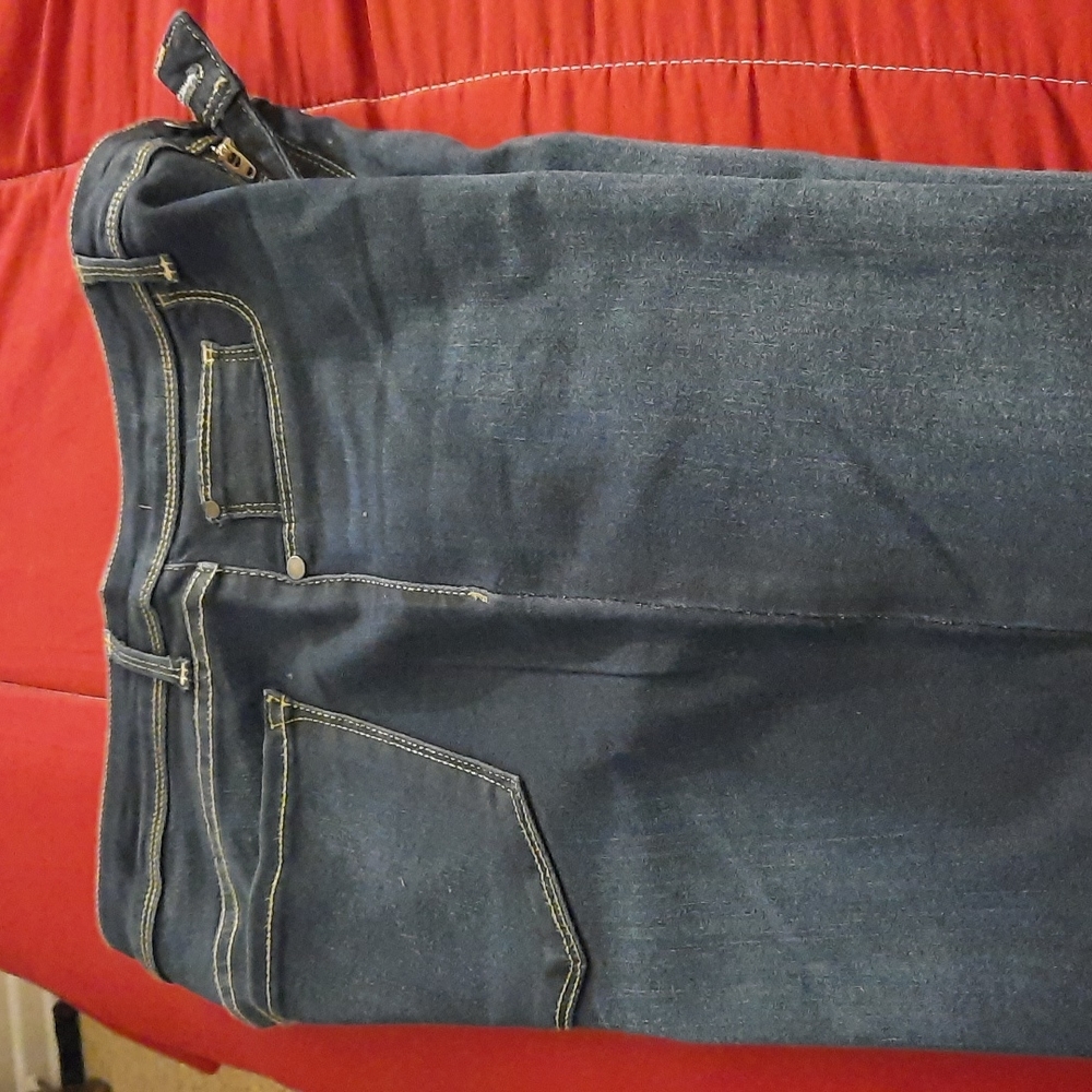 Demon jeans